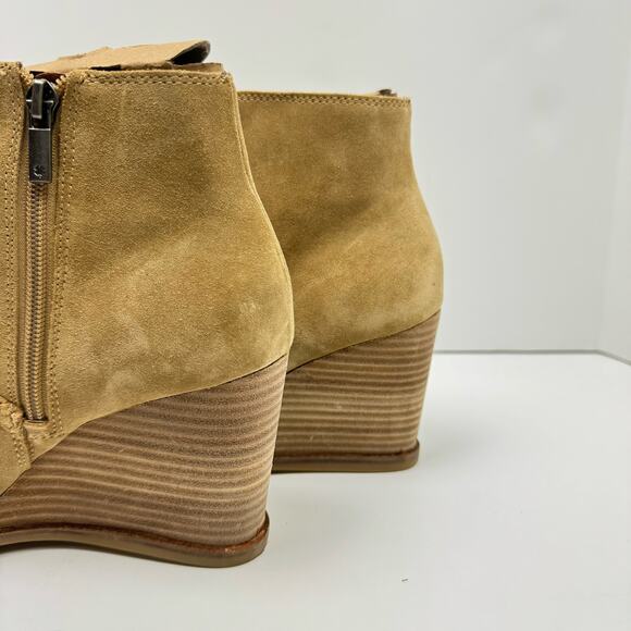 NEW Lucky Brand Lureli Peep Toe Western Wedge Booties Shooties - Picture 9 of 13